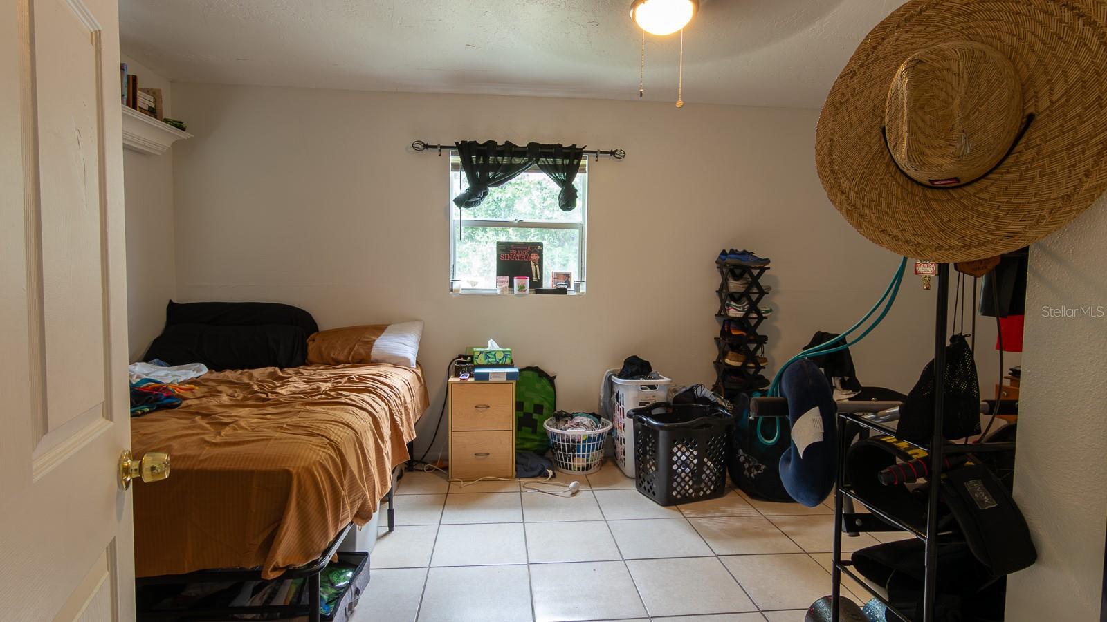 RIDGEWOOD ESTATES ADD 01 RESUB - Residential Income