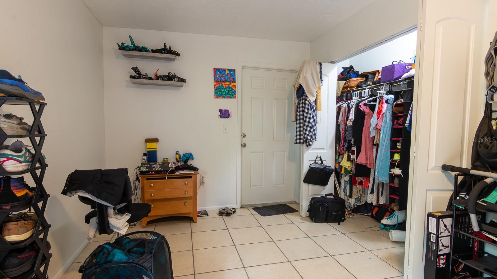 RIDGEWOOD ESTATES ADD 01 RESUB - Residential Income