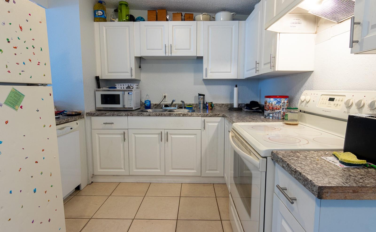 RIDGEWOOD ESTATES ADD 01 RESUB - Residential Income