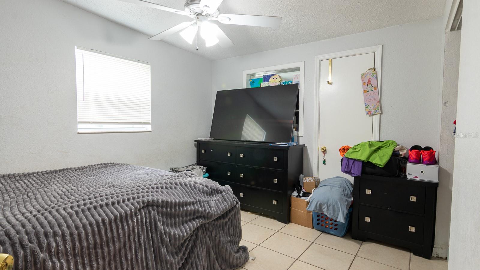 RIDGEWOOD ESTATES ADD 01 RESUB - Residential Income