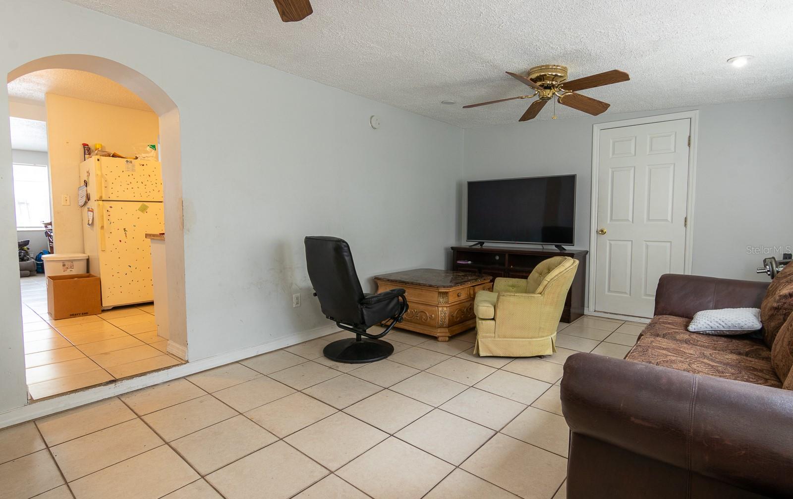 RIDGEWOOD ESTATES ADD 01 RESUB - Residential Income