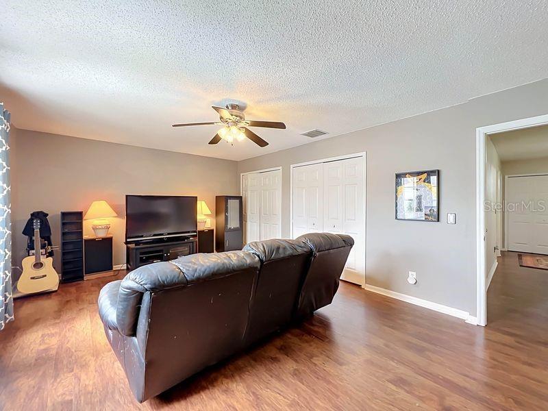 KENSINGTON AT EASTWOOD - Residential