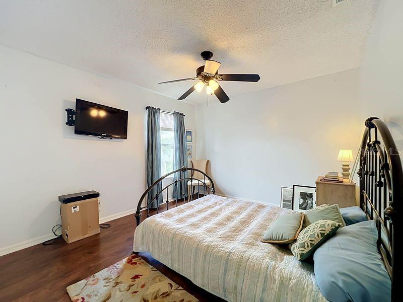 KENSINGTON AT EASTWOOD - Residential
