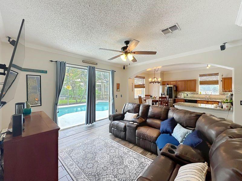KENSINGTON AT EASTWOOD - Residential