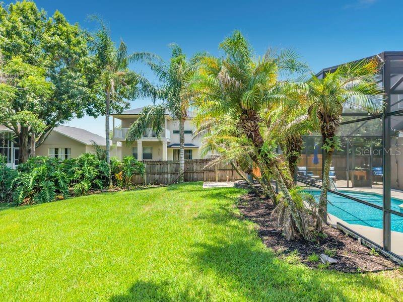 KENSINGTON AT EASTWOOD - Residential