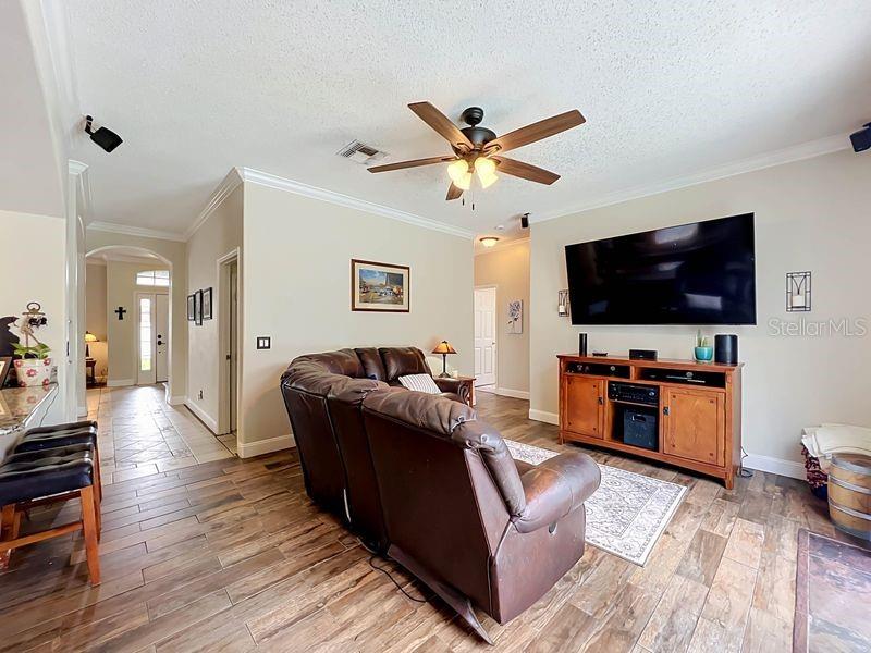 KENSINGTON AT EASTWOOD - Residential