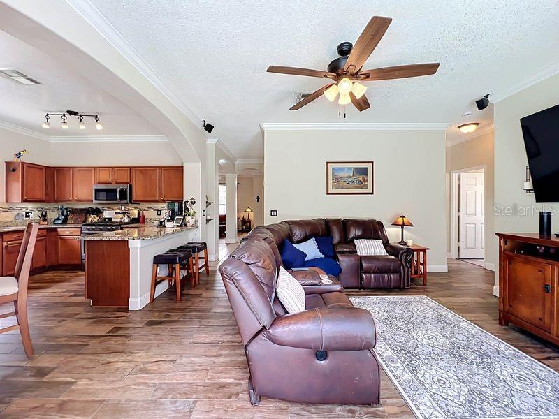 KENSINGTON AT EASTWOOD - Residential