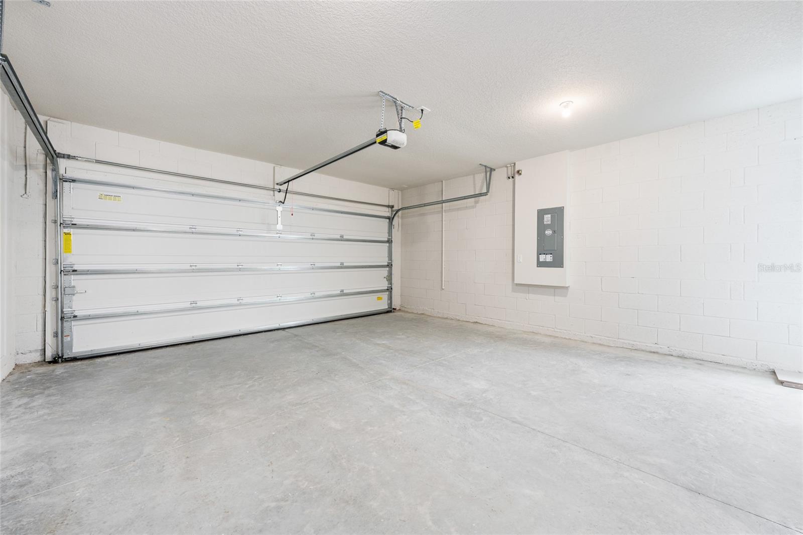 HAMMOCK OAKS PH 1C - Residential