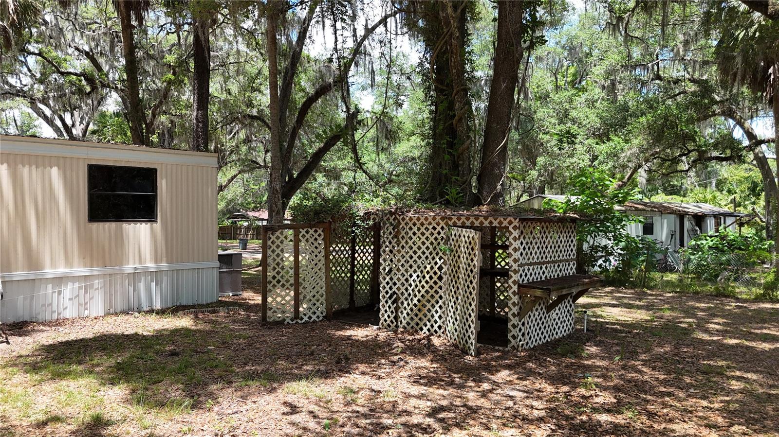 CRYSTAL RIVER OAKS - Residential