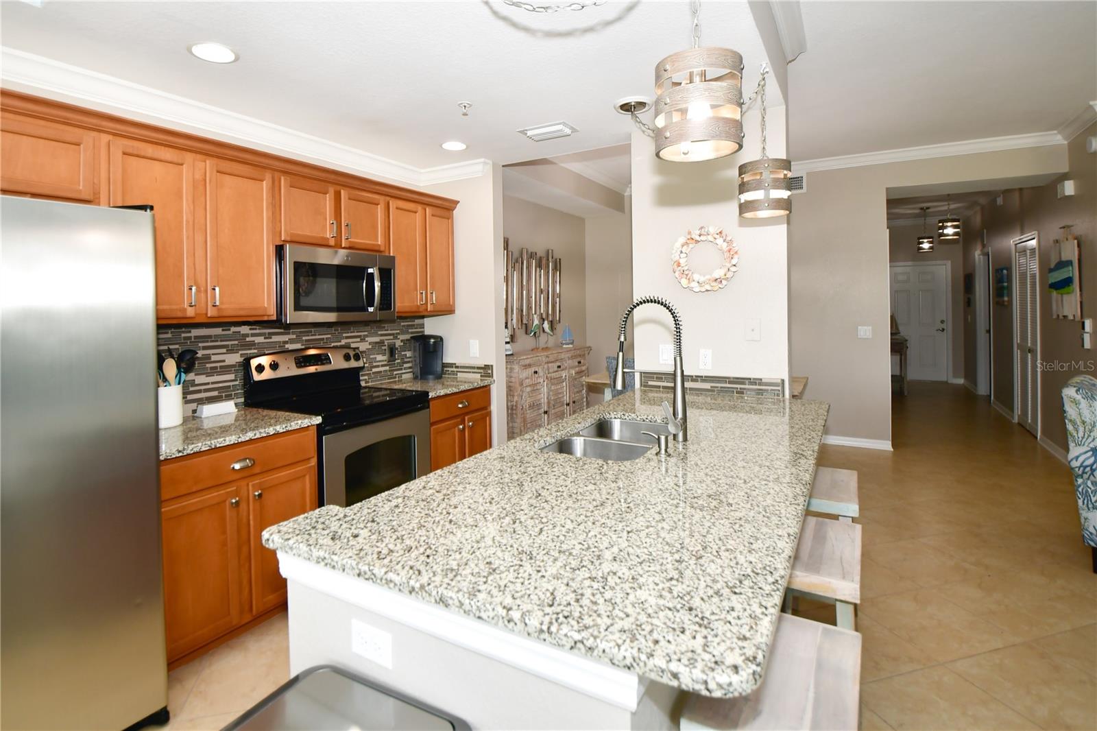 GRAND ESTUARY IV AT RIVER STRAND - Residential Lease