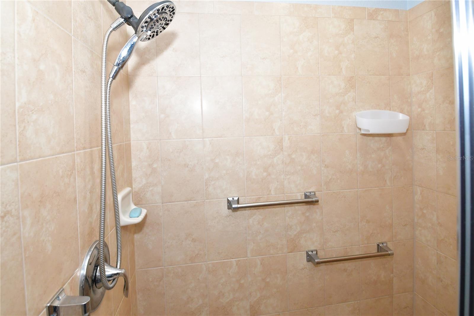 GRAND ESTUARY IV AT RIVER STRAND - Residential Lease