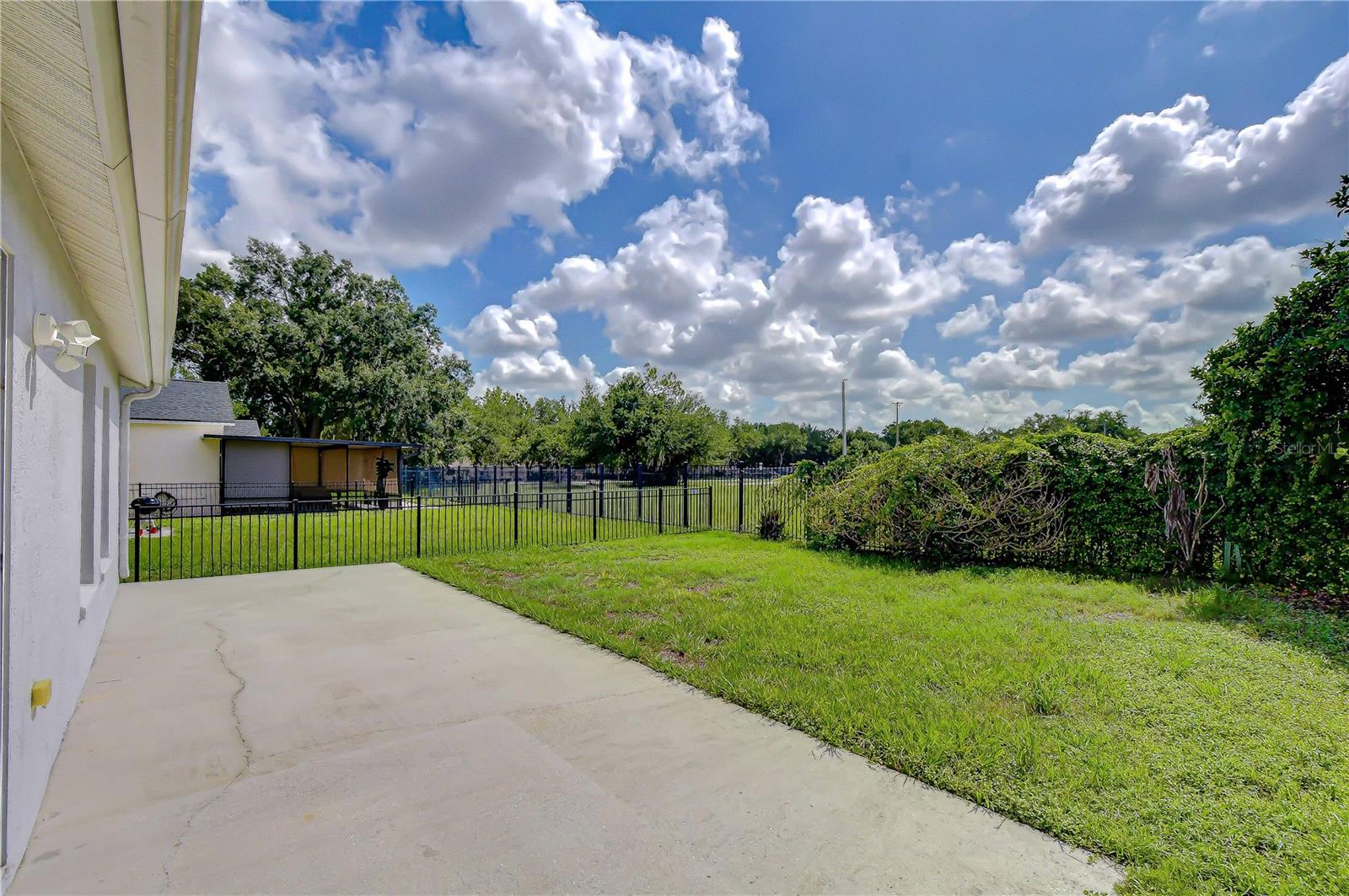 FISHHAWK RANCH PH 2 PRCL - Residential Lease