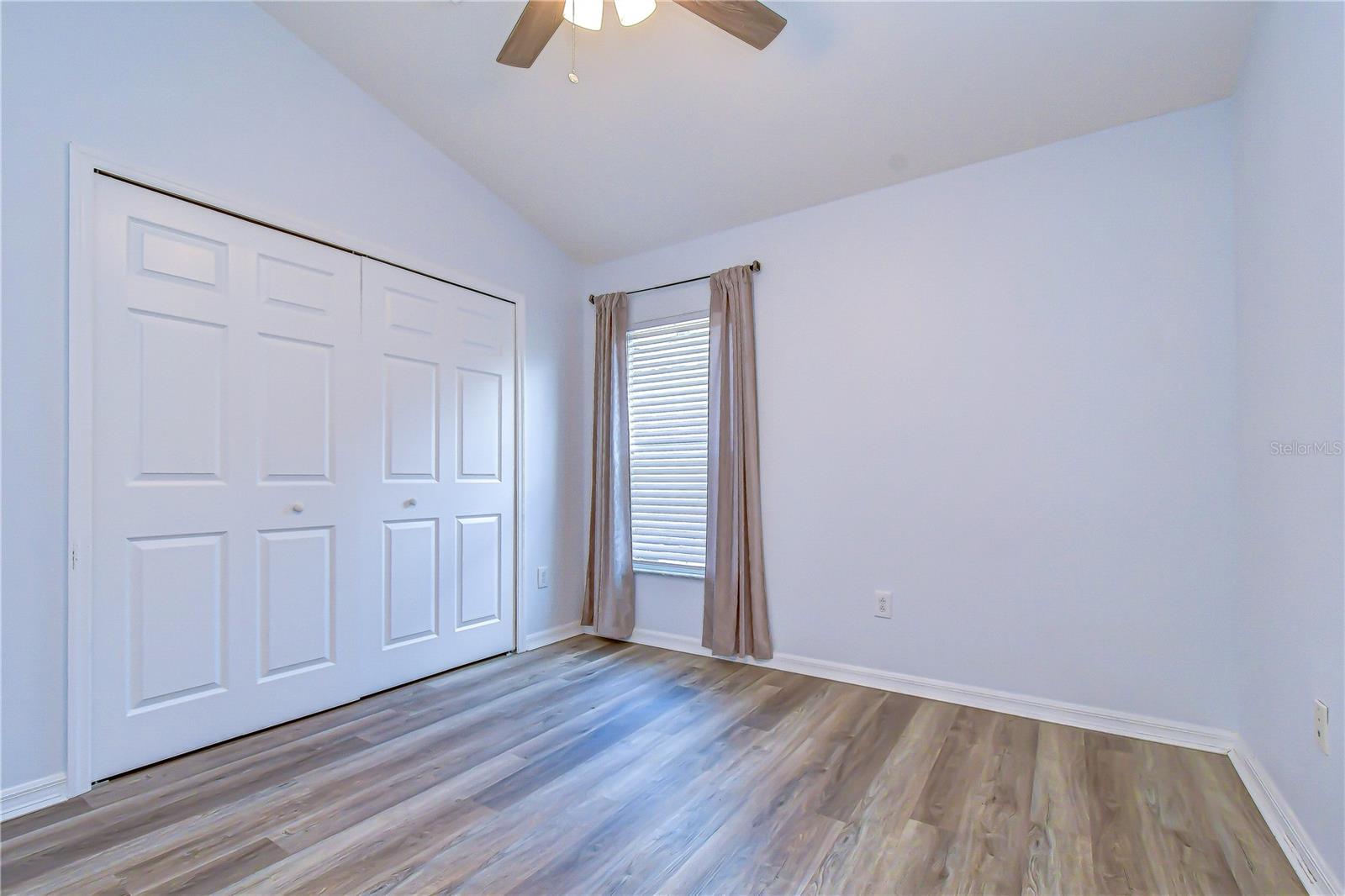 FISHHAWK RANCH PH 2 PRCL - Residential Lease