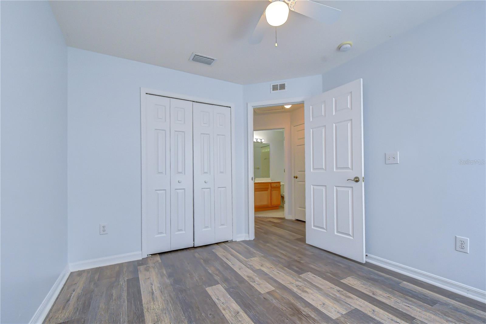 FISHHAWK RANCH PH 2 PRCL - Residential Lease