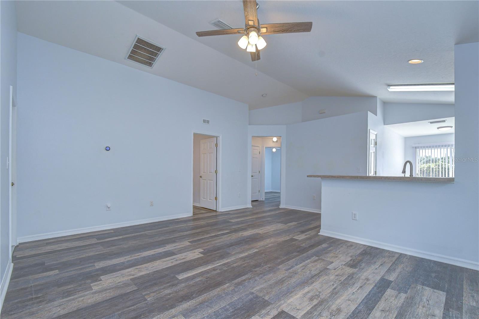 FISHHAWK RANCH PH 2 PRCL - Residential Lease