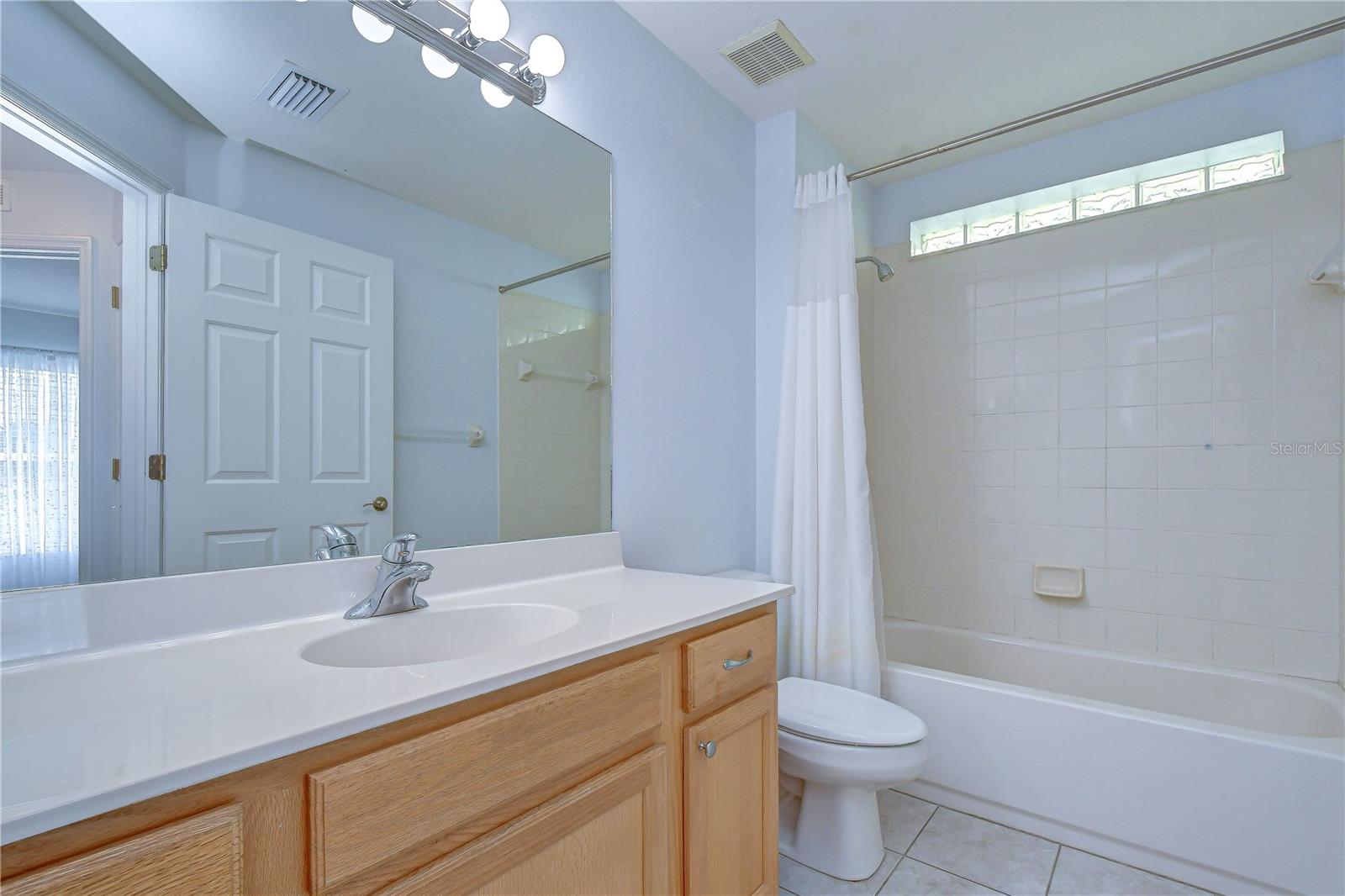 FISHHAWK RANCH PH 2 PRCL - Residential Lease
