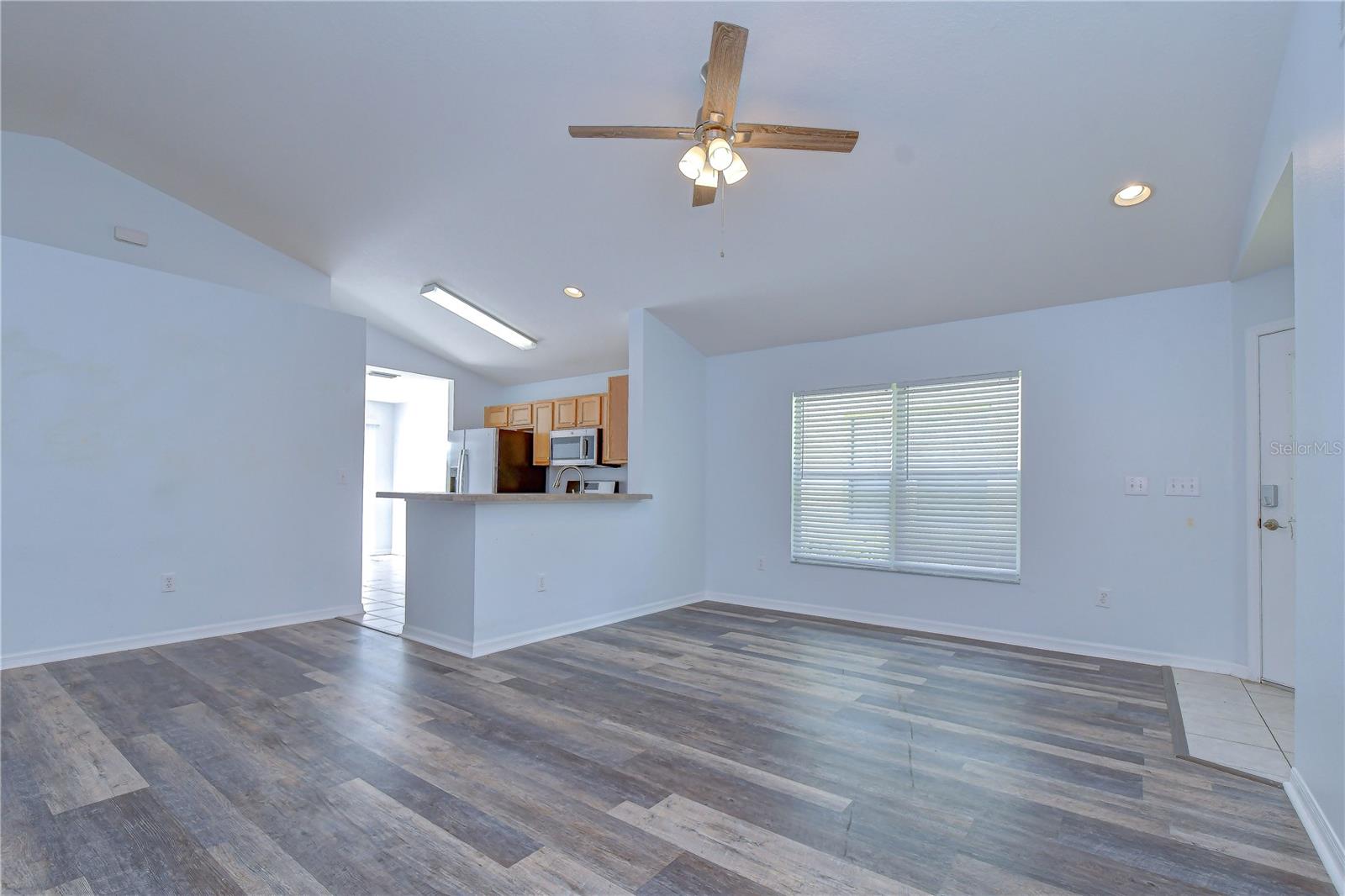 FISHHAWK RANCH PH 2 PRCL - Residential Lease