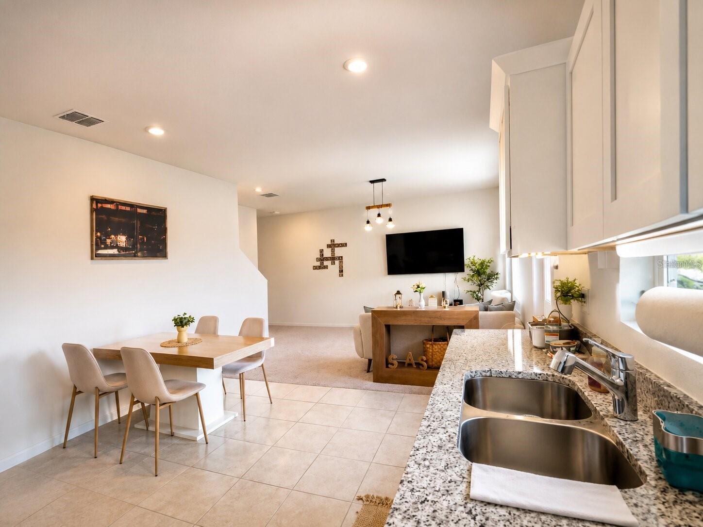 SCENIC TERRACE SOUTH PH 2 - Residential