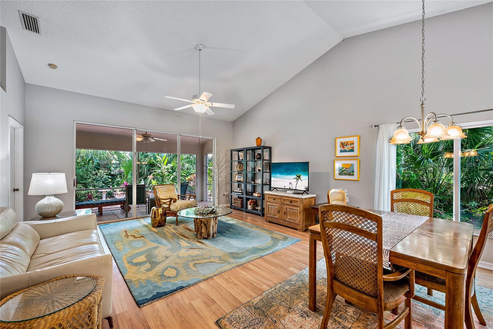 LONGWOOD VILLAS - Residential