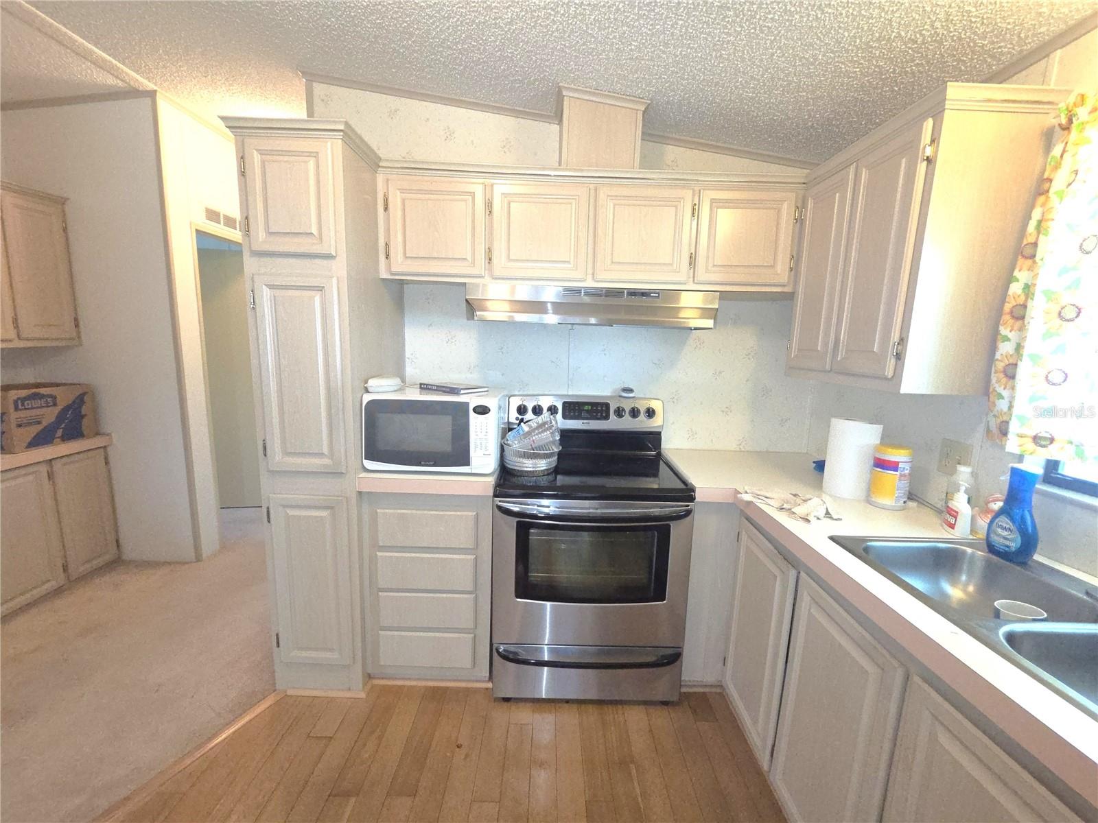 SWEETWATER GOLF & TENNIS CLUB ADD 01 - Residential