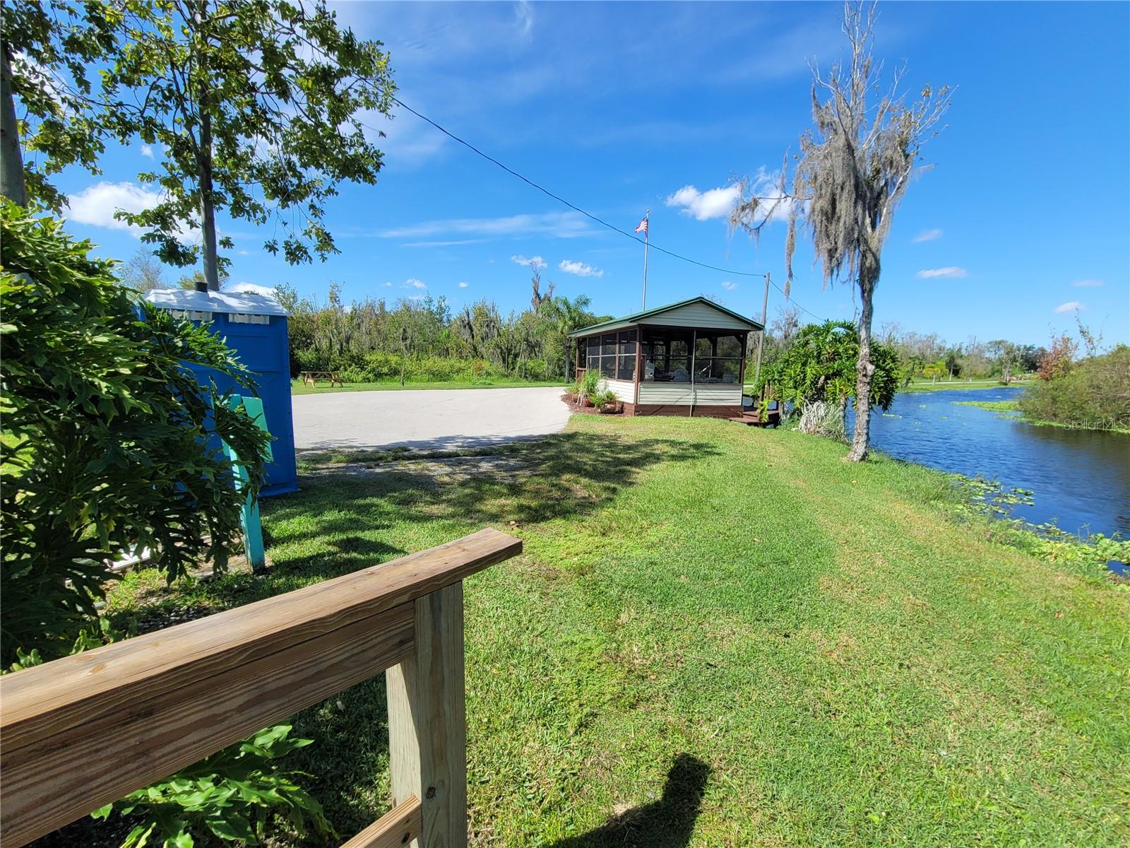 SWEETWATER GOLF & TENNIS CLUB ADD 01 - Residential