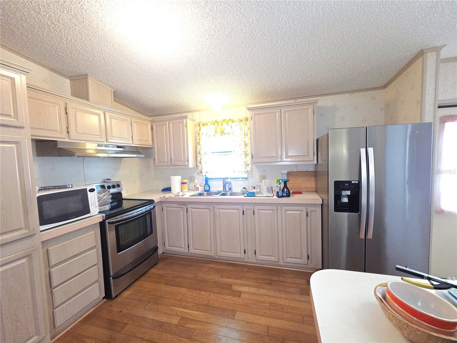 SWEETWATER GOLF & TENNIS CLUB ADD 01 - Residential