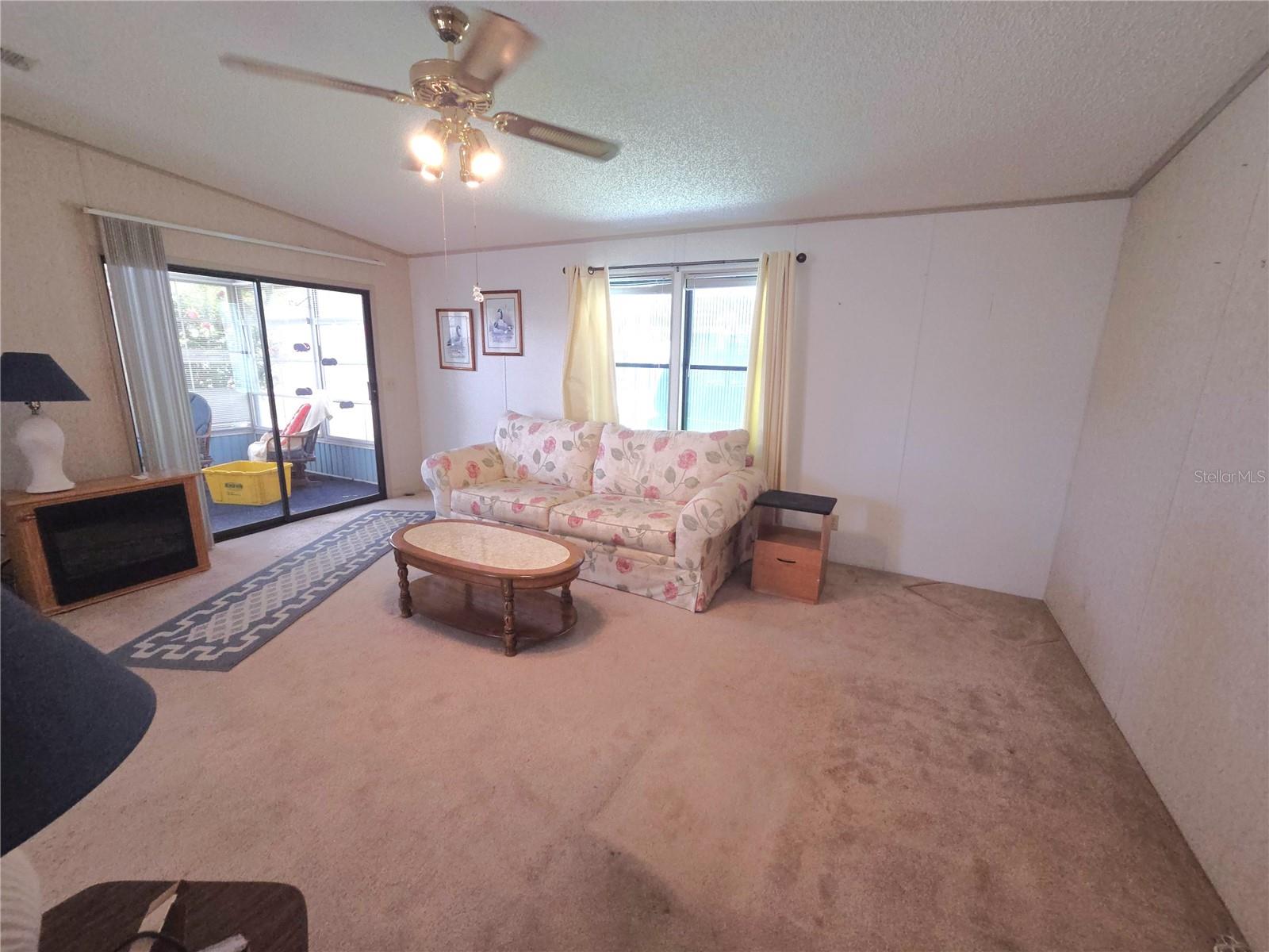 SWEETWATER GOLF & TENNIS CLUB ADD 01 - Residential