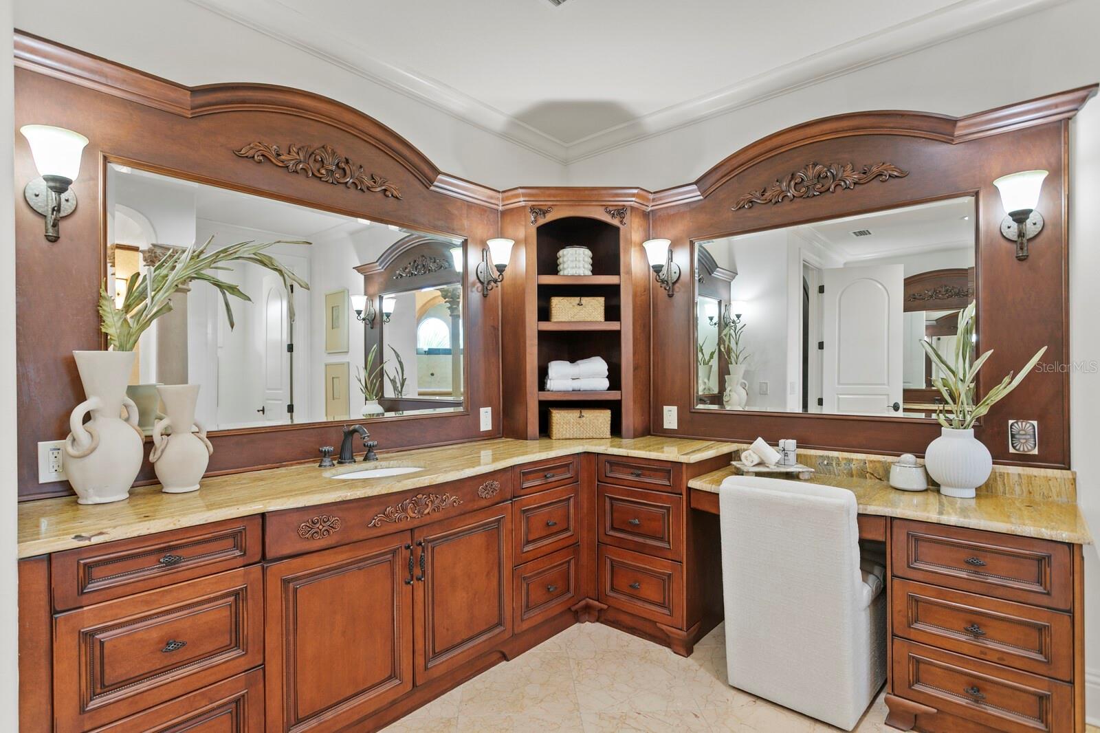 LONE PALM BEACH 2ND ADD - Residential