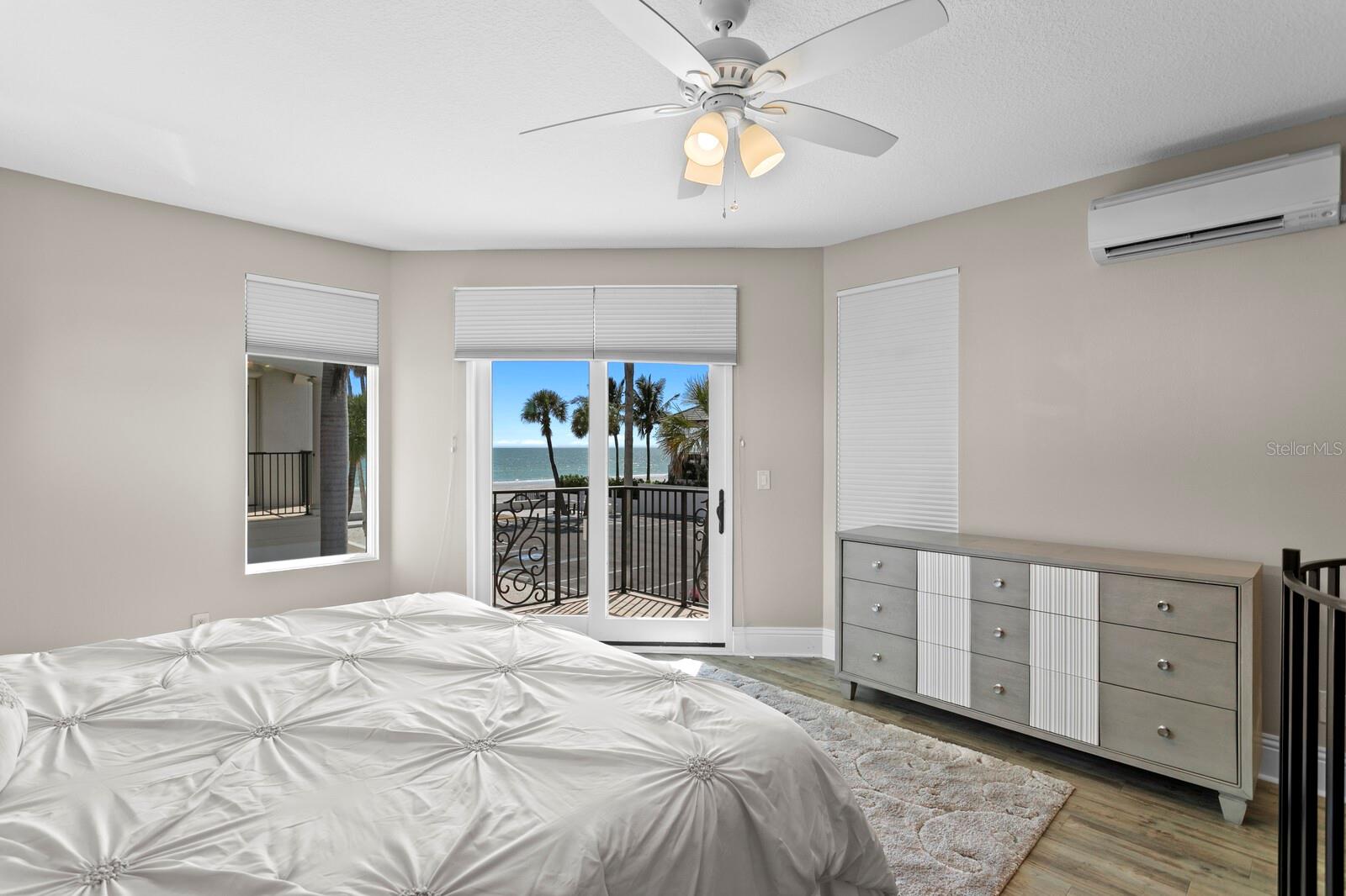 LONE PALM BEACH 2ND ADD - Residential
