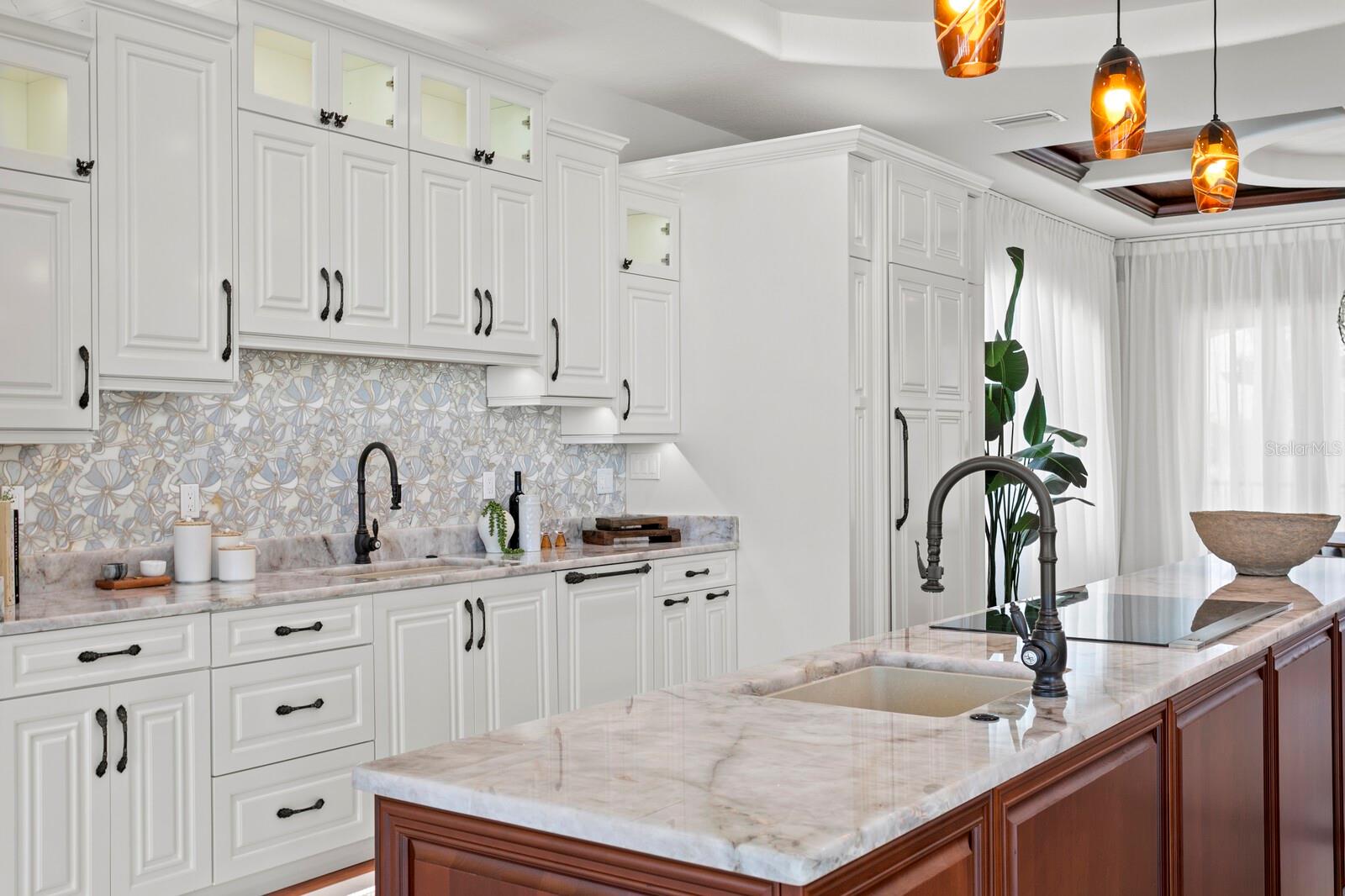 LONE PALM BEACH 2ND ADD - Residential