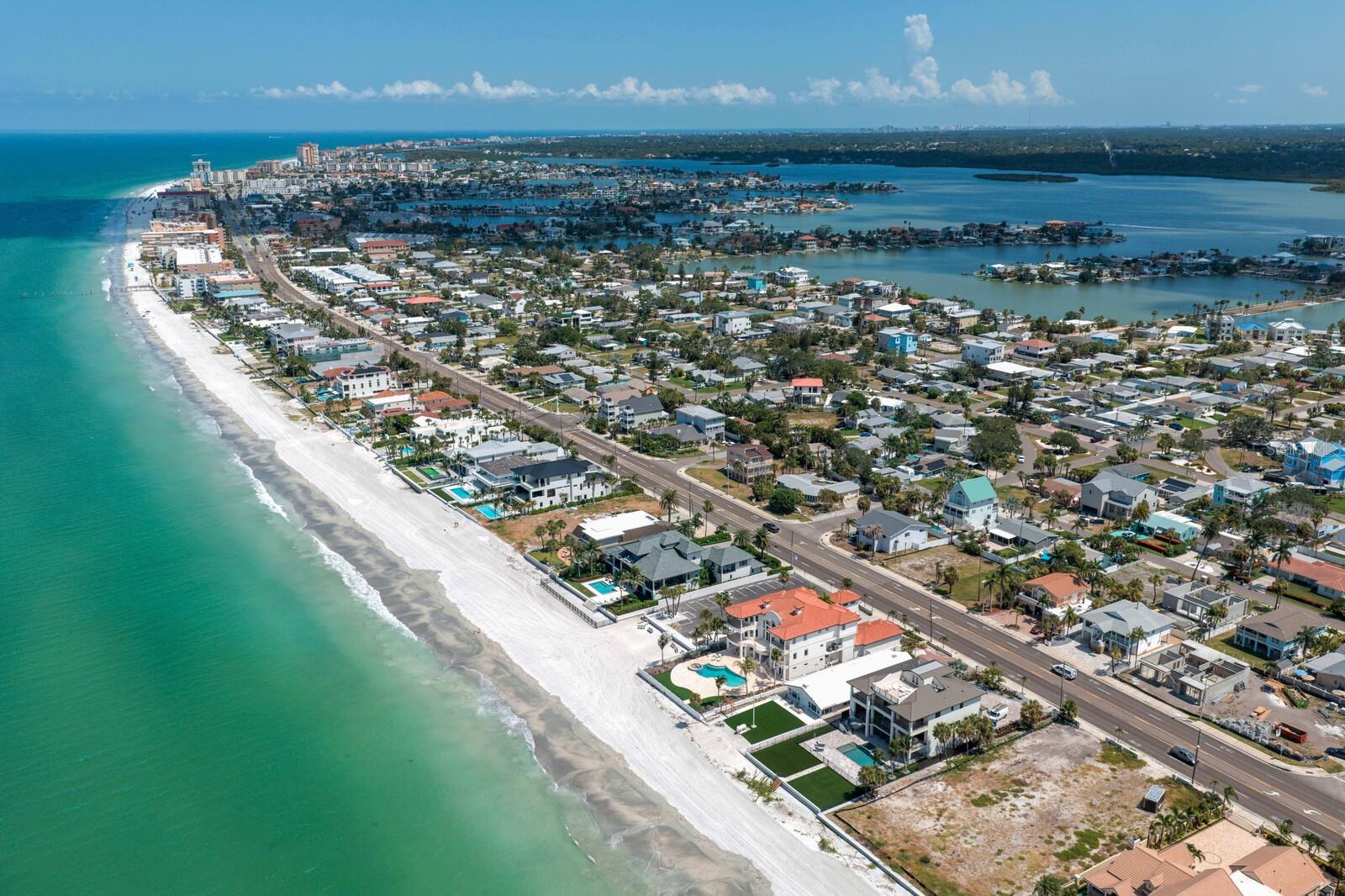 LONE PALM BEACH 2ND ADD - Residential