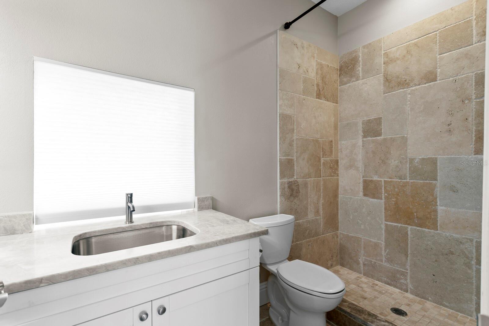 LONE PALM BEACH 2ND ADD - Residential