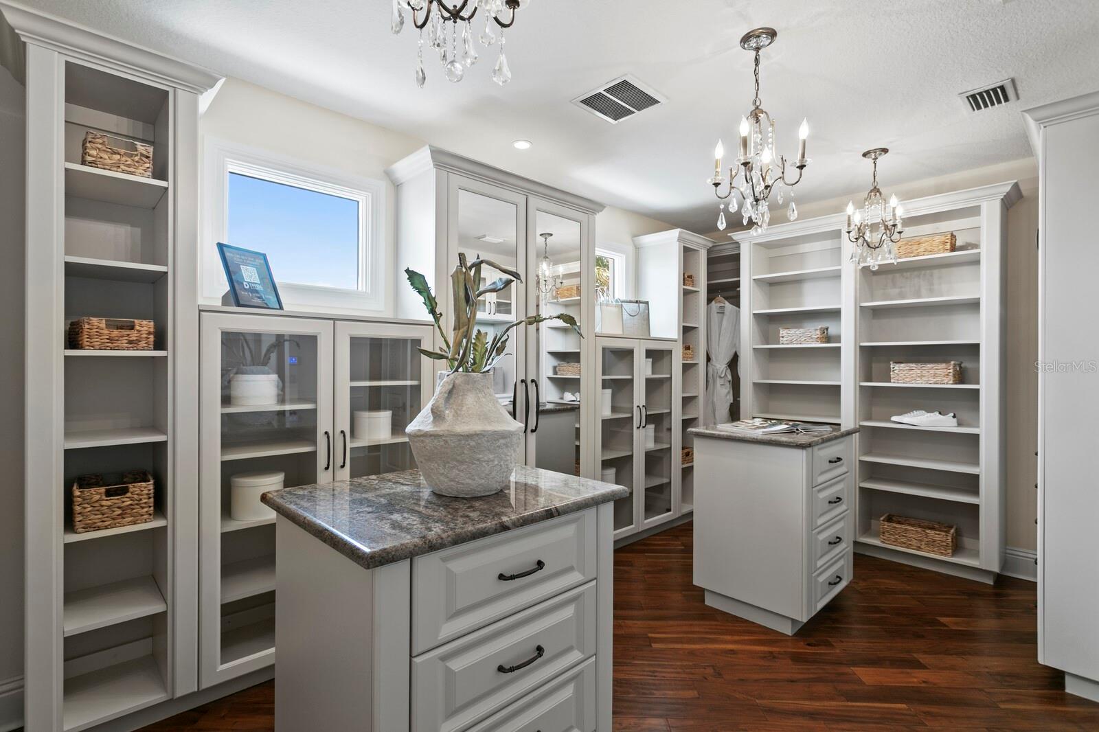 LONE PALM BEACH 2ND ADD - Residential