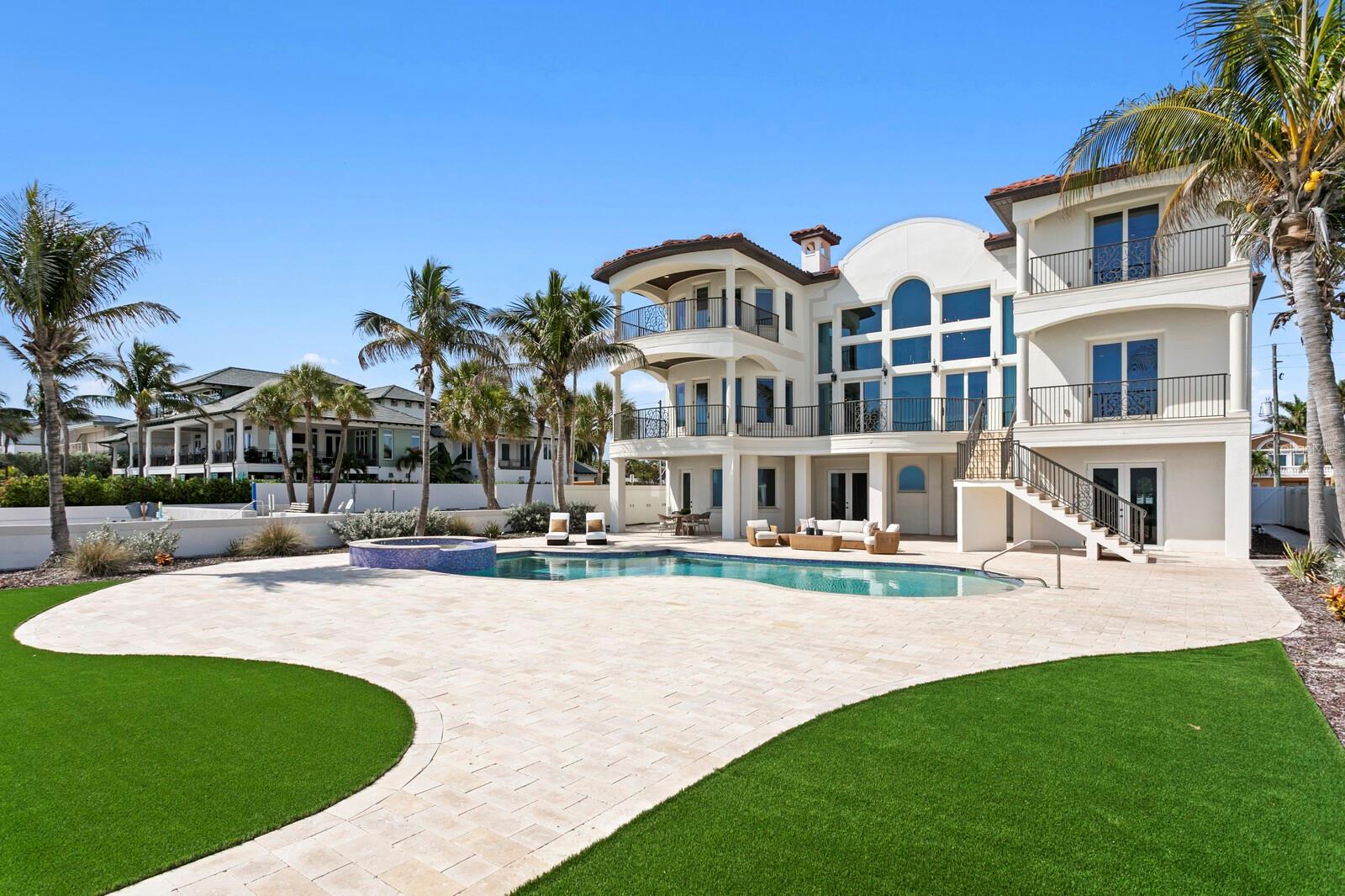 LONE PALM BEACH 2ND ADD - Residential