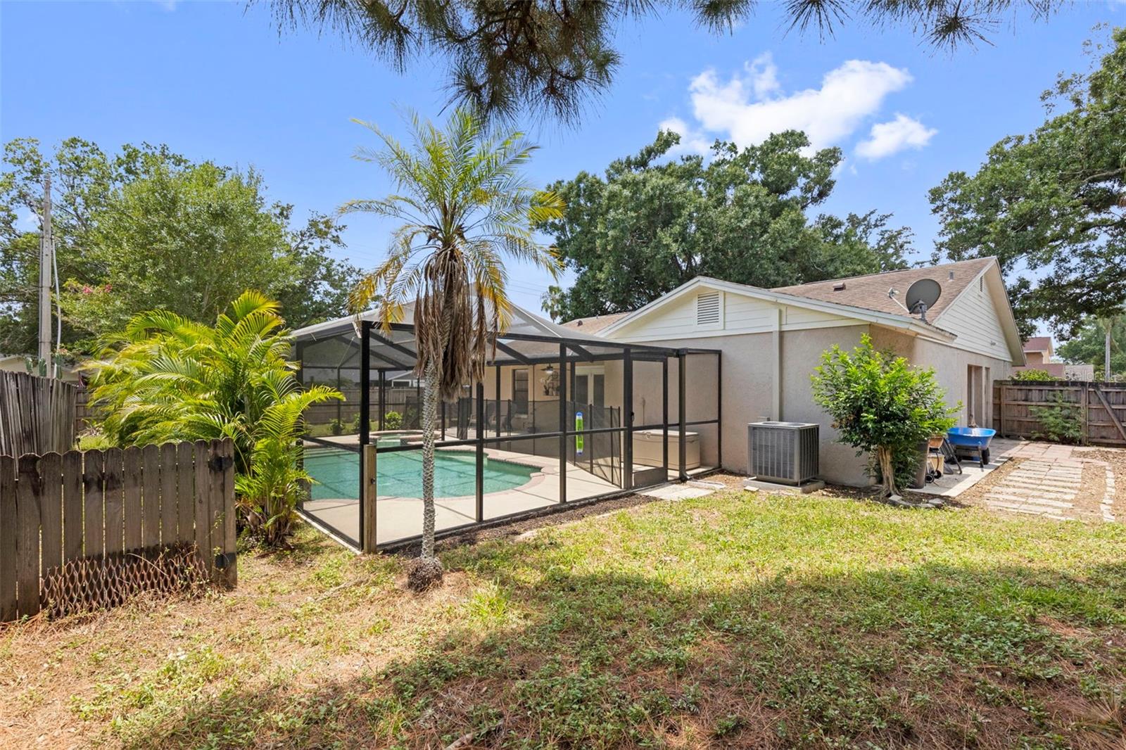 COUNTRY PLACE UNIT 3 B - Residential
