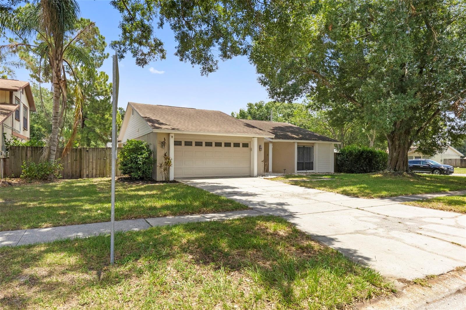 COUNTRY PLACE UNIT 3 B - Residential
