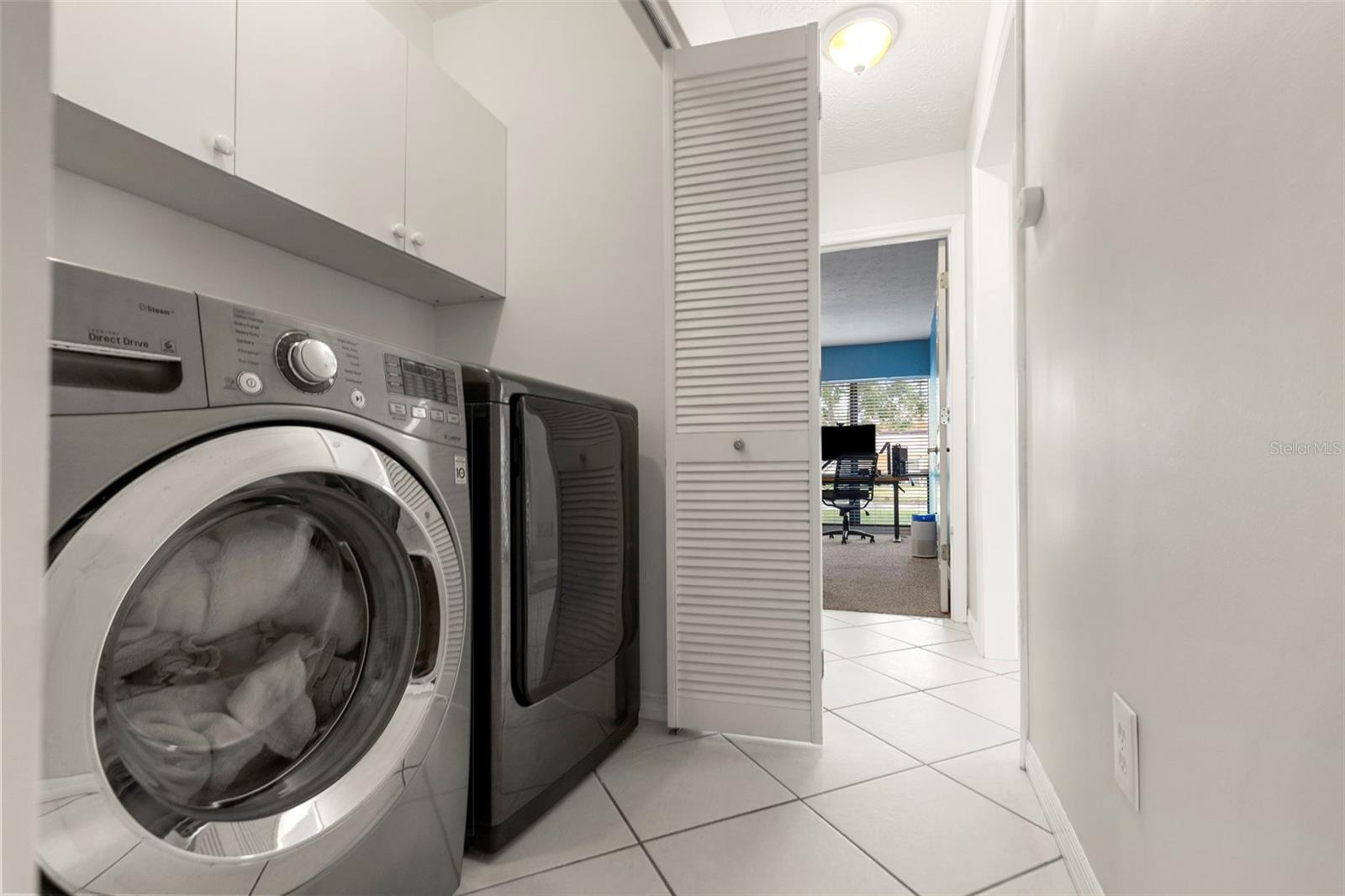 COUNTRY PLACE UNIT 3 B - Residential