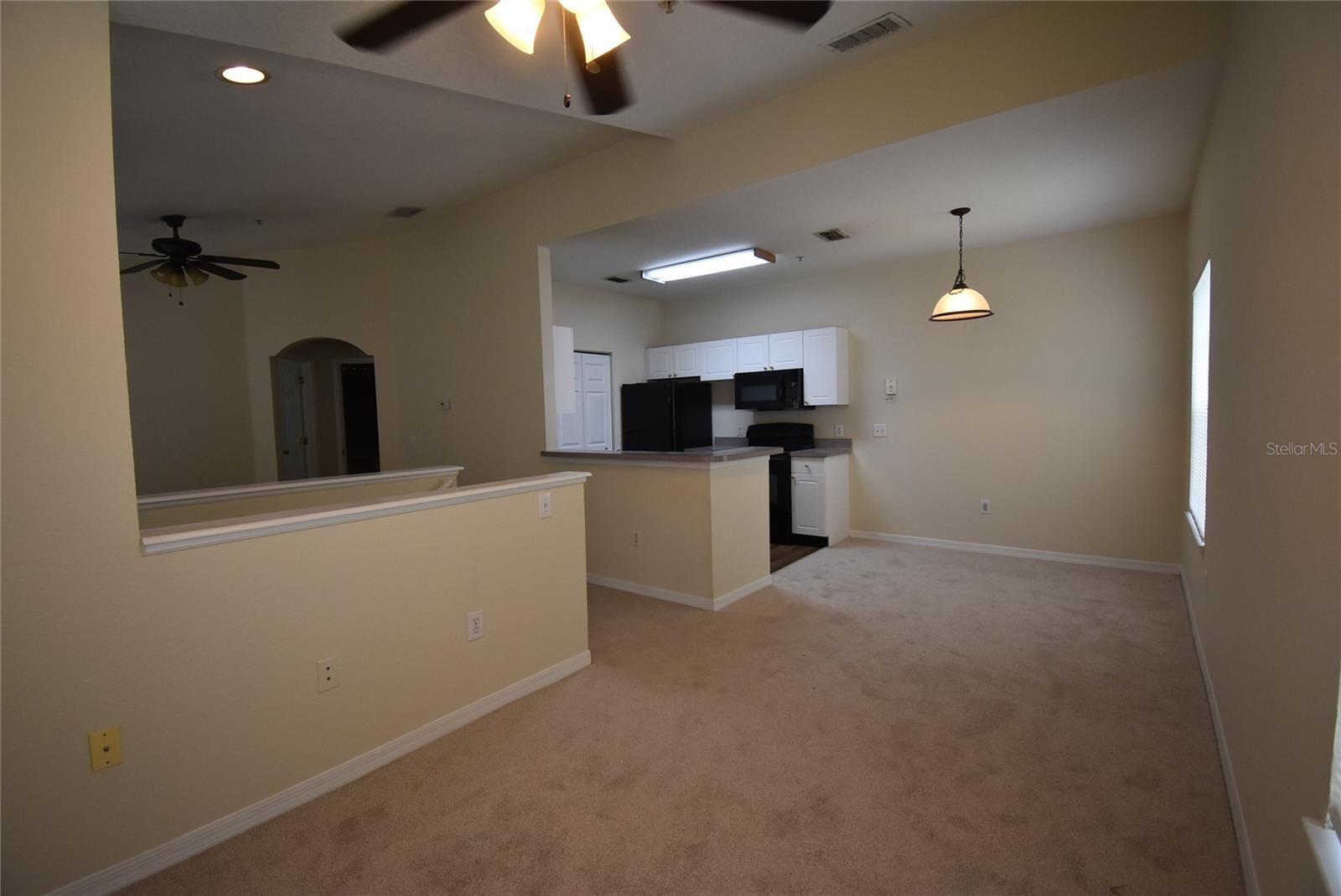 CRESCENT PLACE AT LAKE LOTUS CONDO - Residential Lease