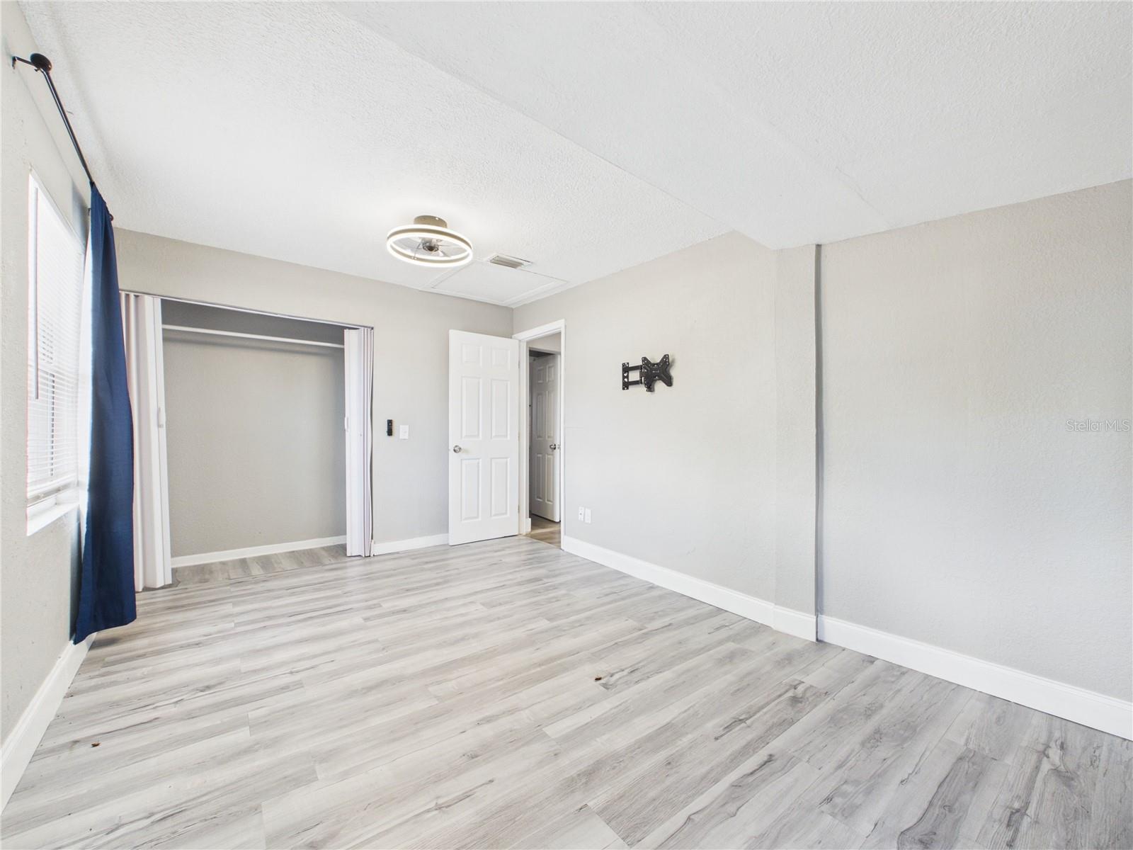 TOBYS ACRES - Residential Lease