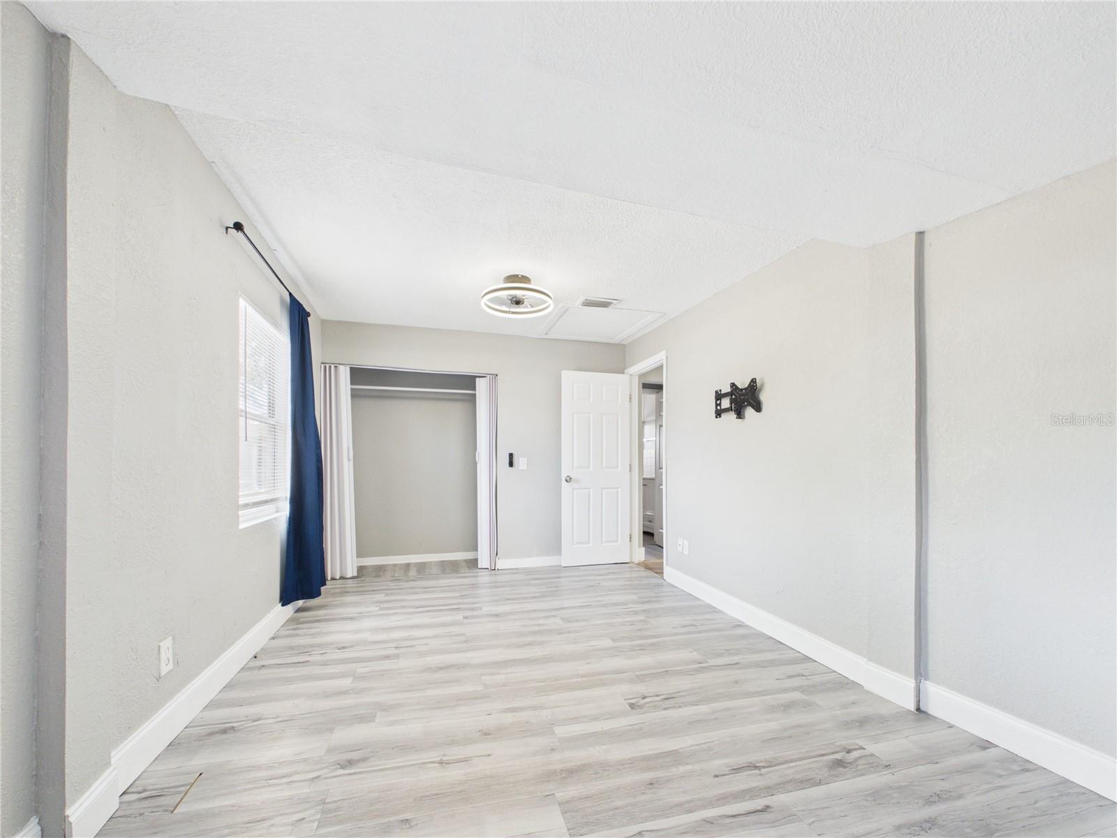 TOBYS ACRES - Residential Lease