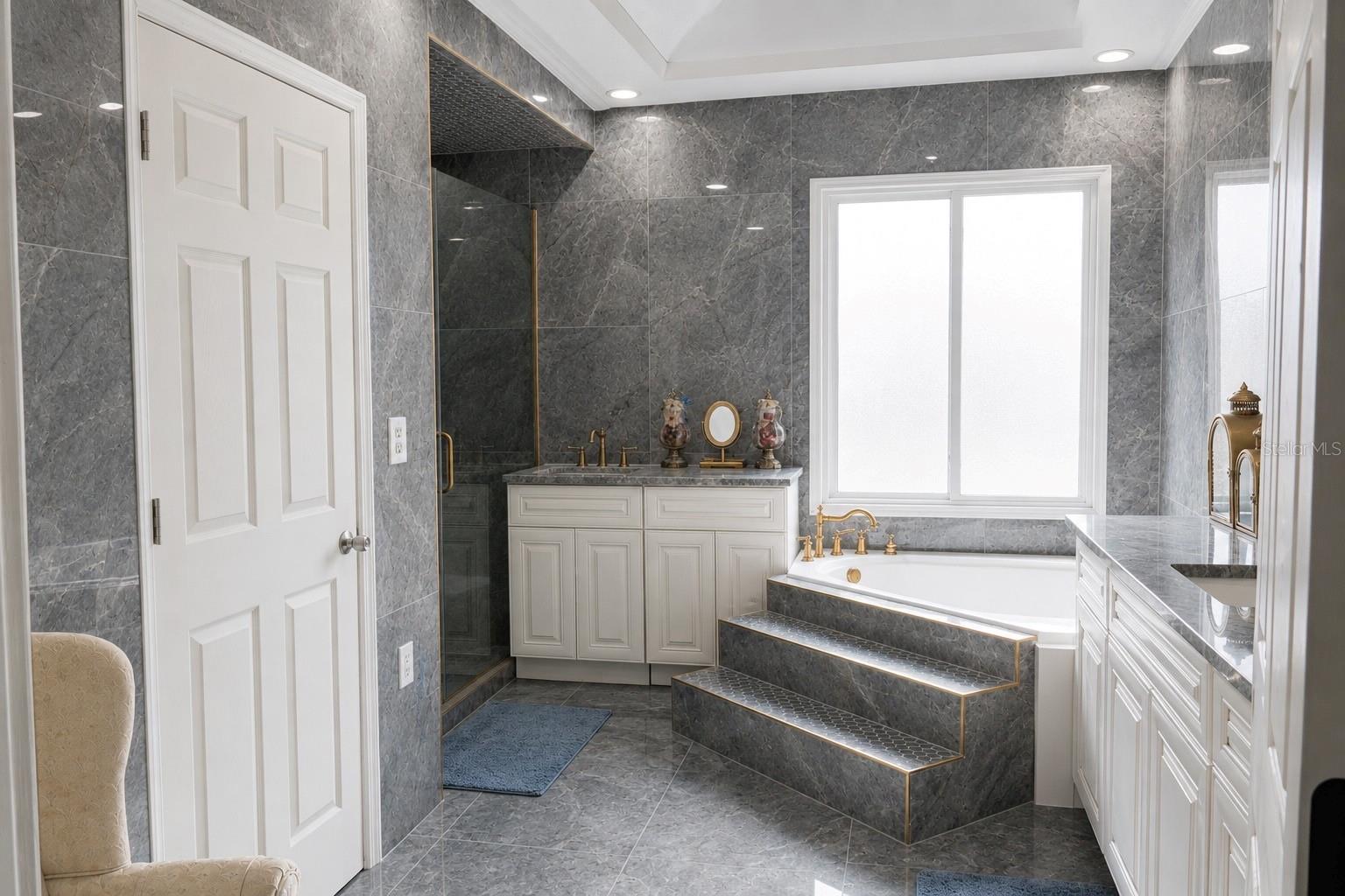 37180 COUNTY ROAD 452 - Residential