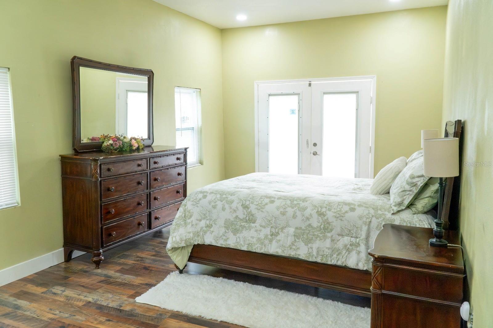 37180 COUNTY ROAD 452 - Residential