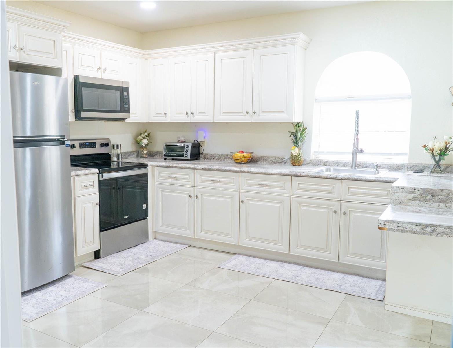 37180 COUNTY ROAD 452 - Residential