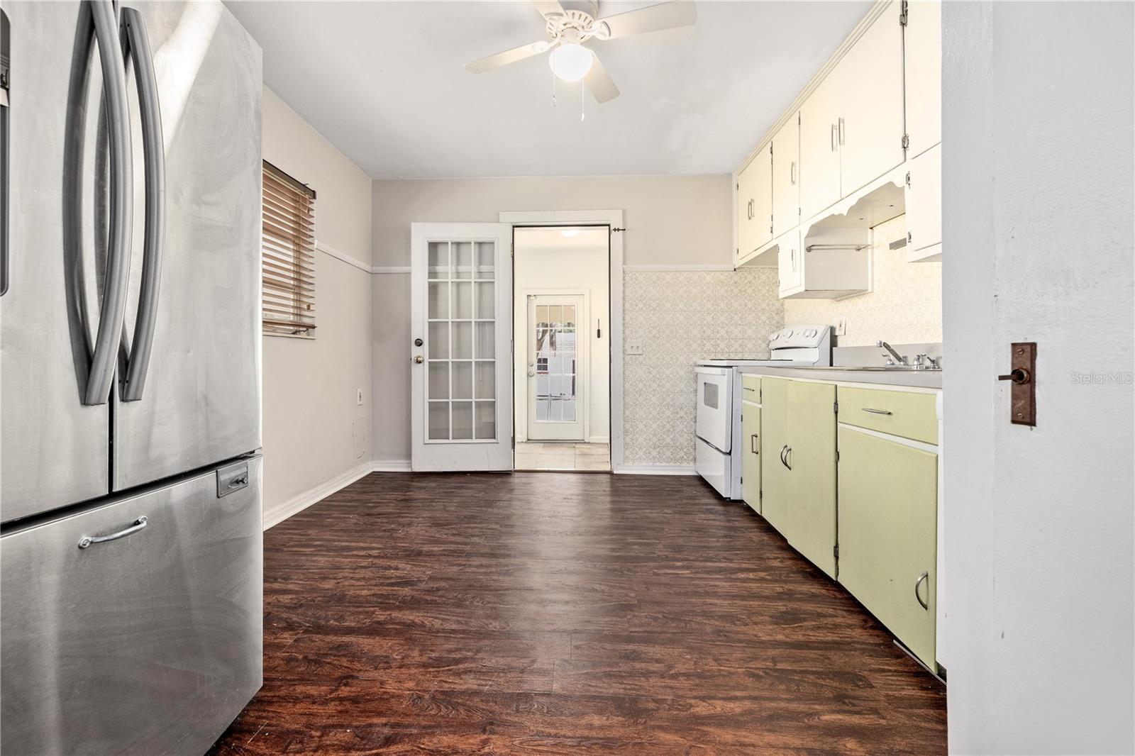 HAMPTON TERRACE - Residential