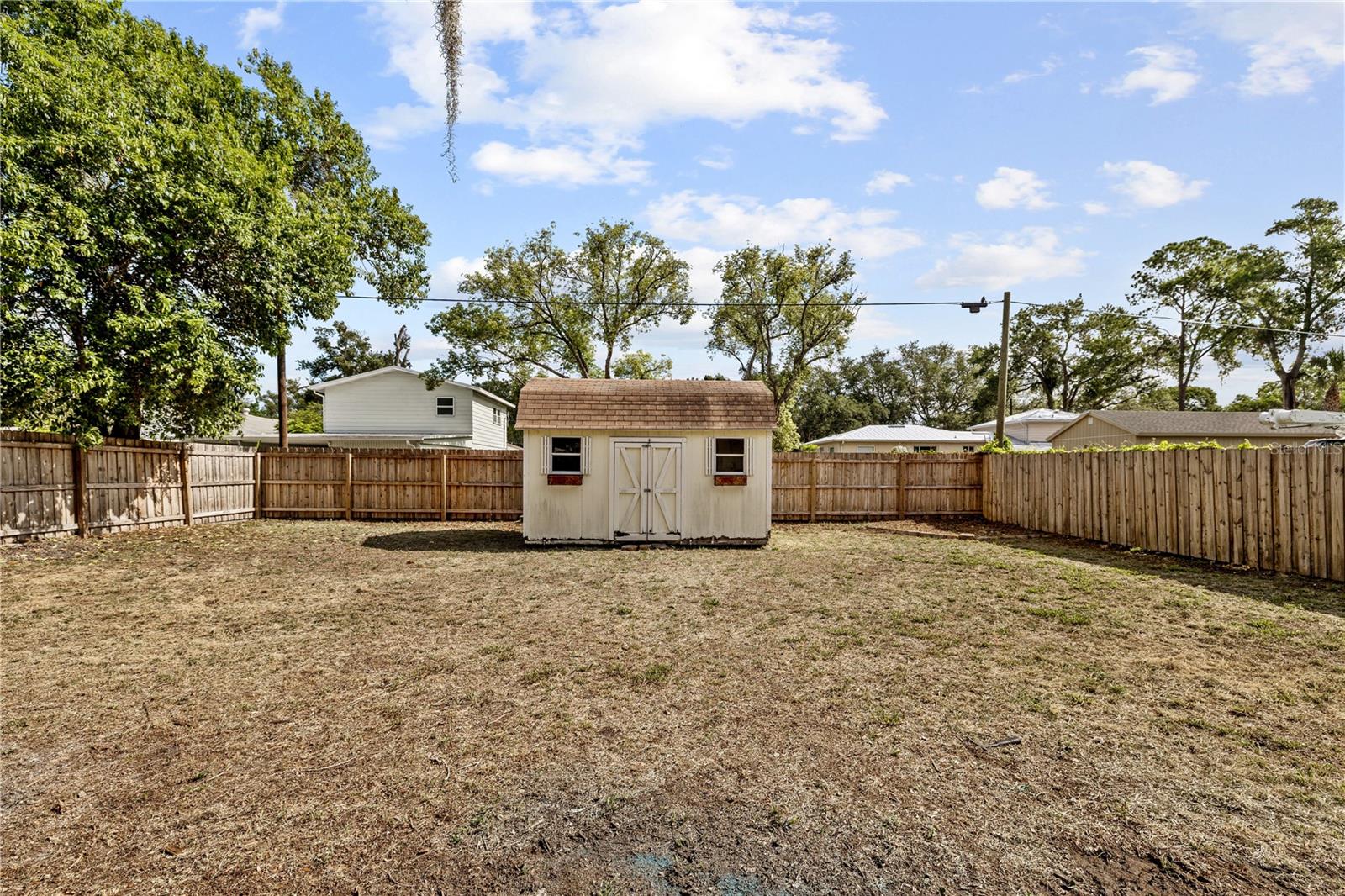 HAMPTON TERRACE - Residential