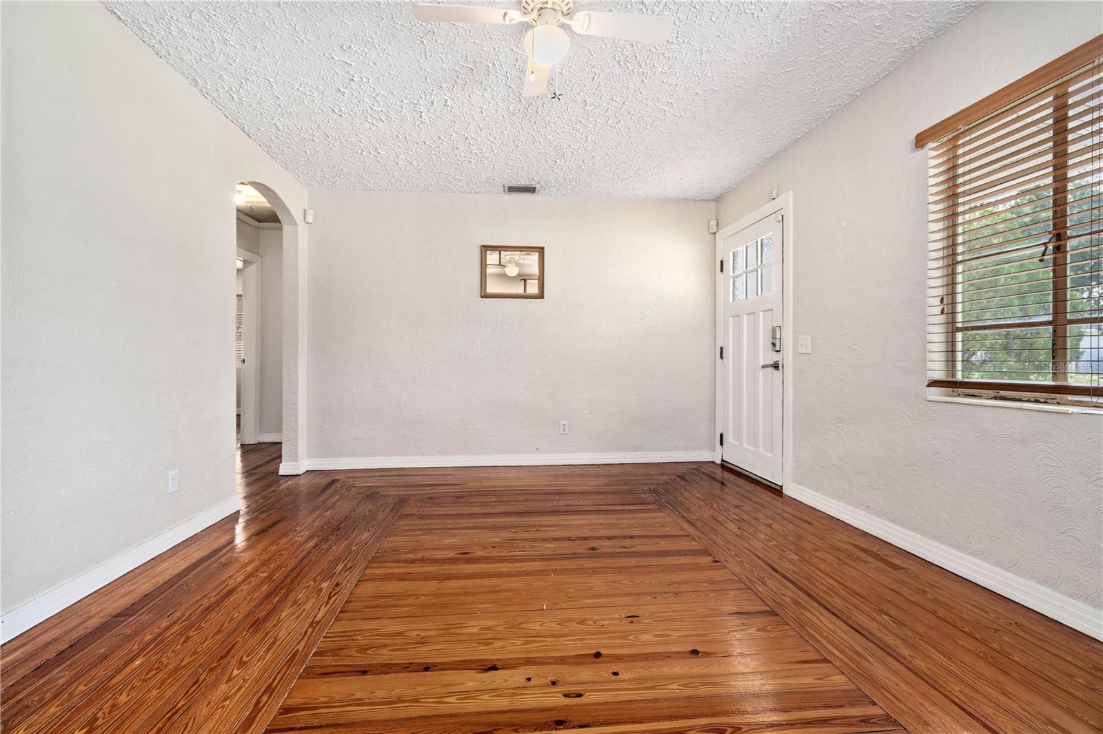 HAMPTON TERRACE - Residential