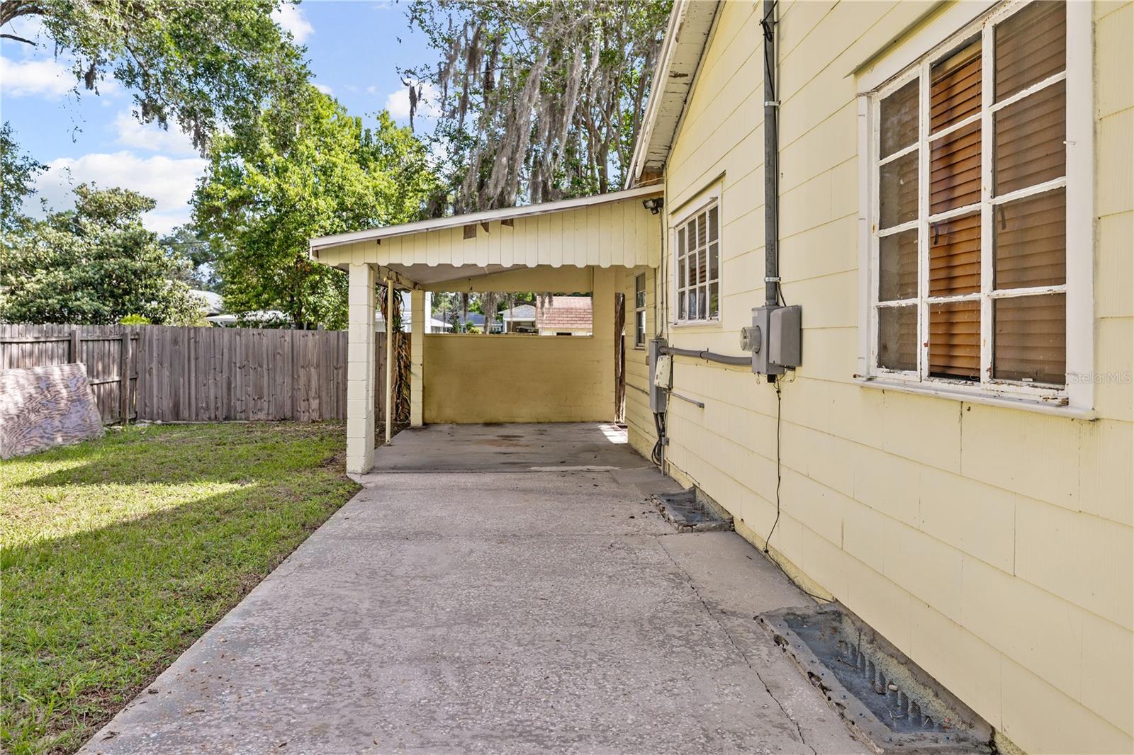 HAMPTON TERRACE - Residential