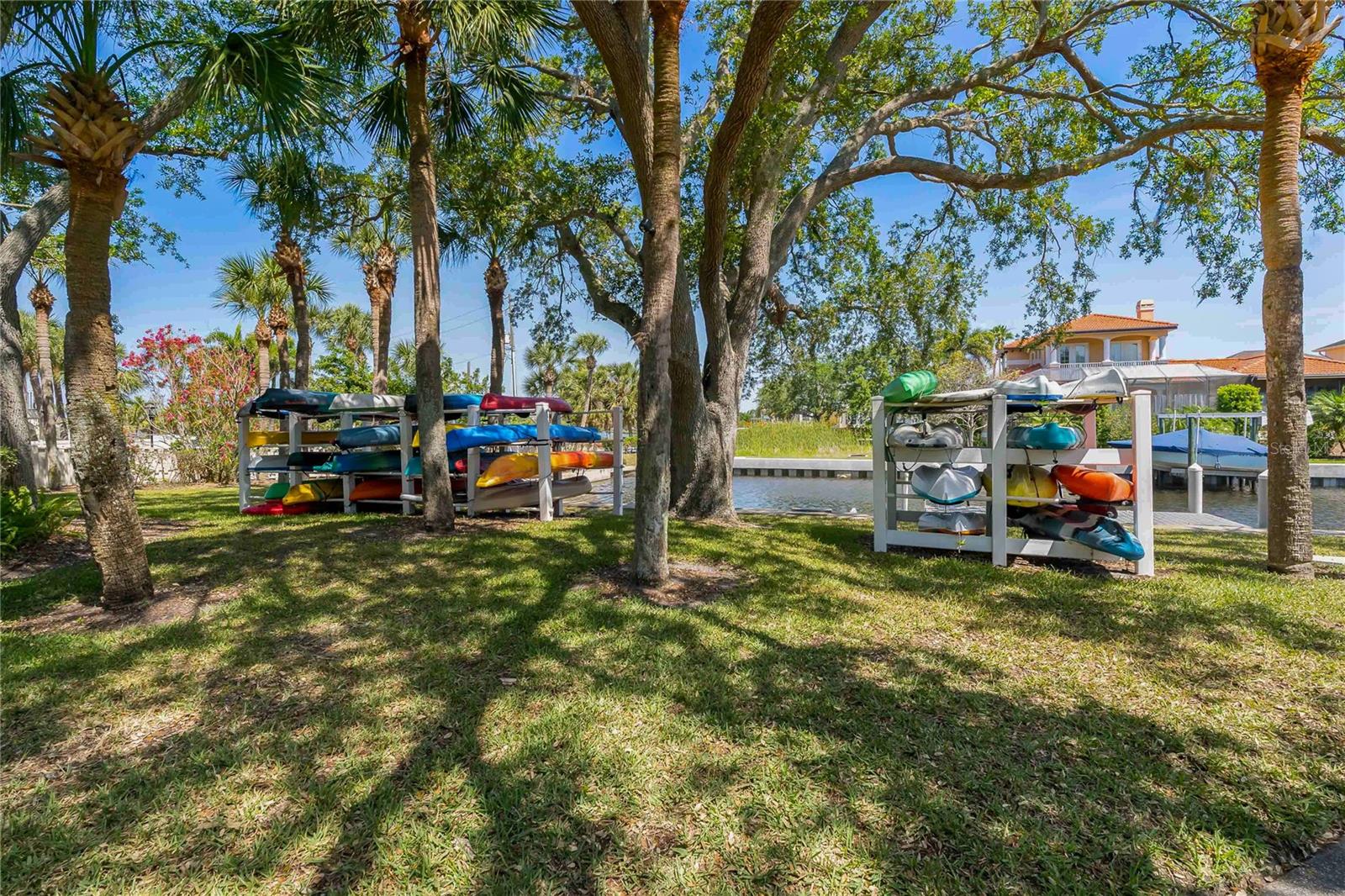 MOORINGS THE CONDO - Residential
