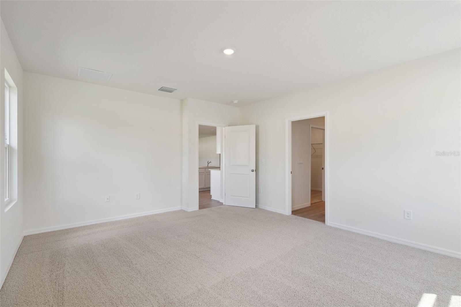 HARMONY WEST - Residential