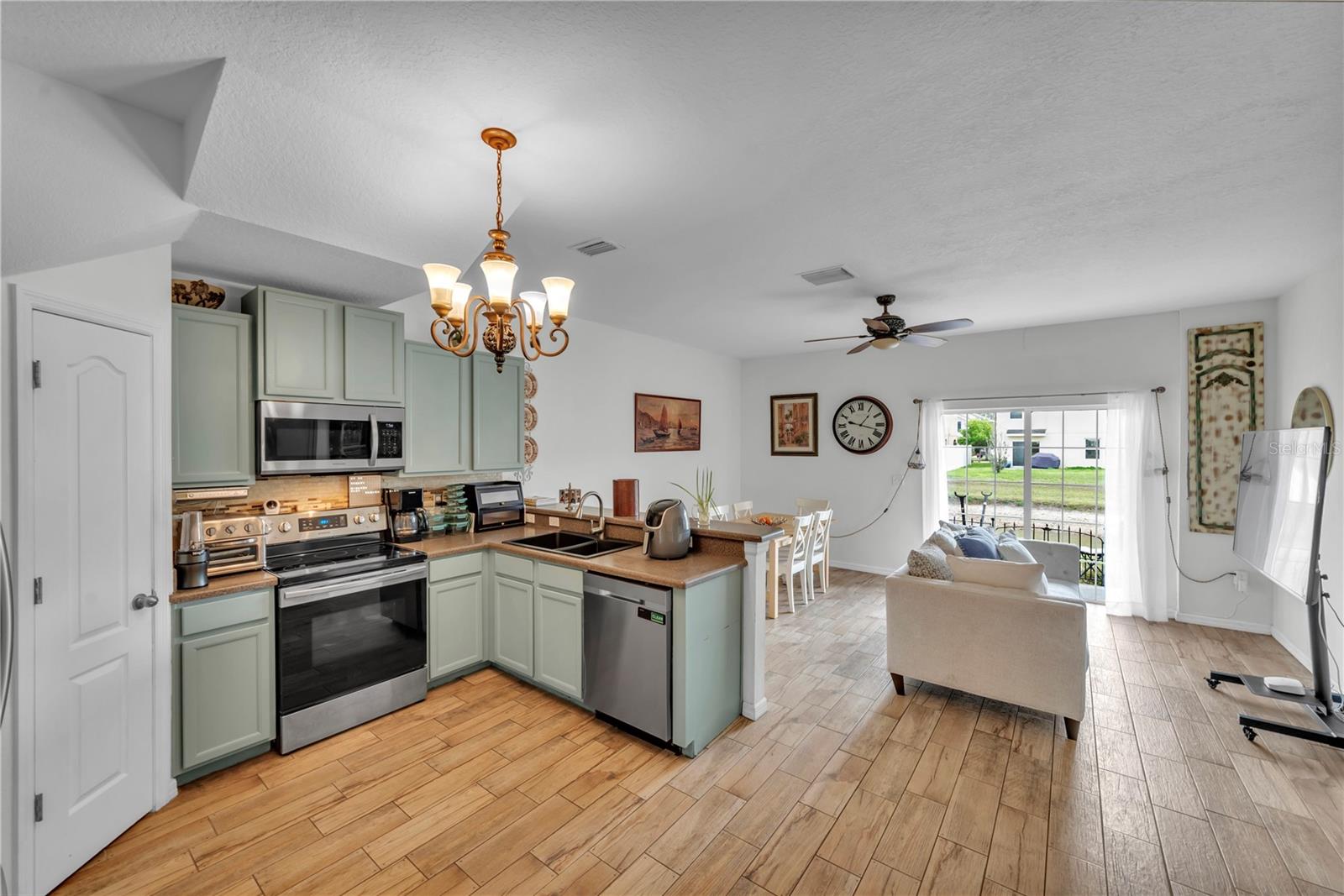 WALDEN WOODS REP - Residential